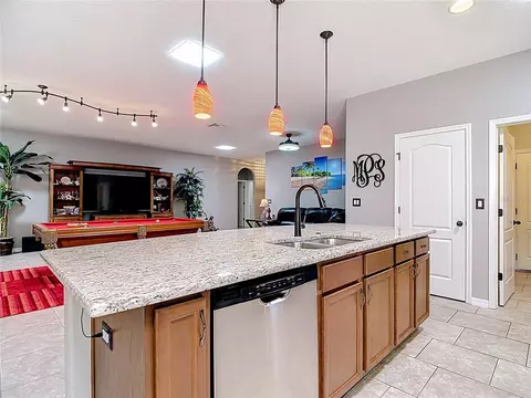 Kitchen - 1952 Wind Meadows Dr, Bartow, FL 33830 photo 7 of 10