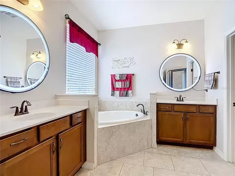 Bath - 1952 Wind Meadows Dr, Bartow, FL 33830 photo 3 of 5