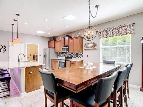 Kitchen - 1952 Wind Meadows Dr, Bartow, FL 33830 photo 10 of 10