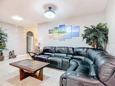 Living - 1952 Wind Meadows Dr, Bartow, FL 33830 photo 2 of 3