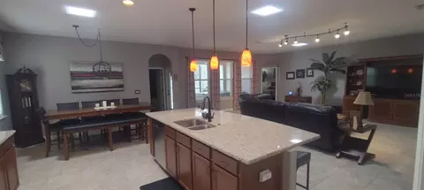 Kitchen - 1952 Wind Meadows Dr, Bartow, FL 33830 photo 2 of 10