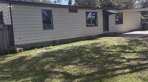 5006 Marc Dr, Tampa, FL 33619