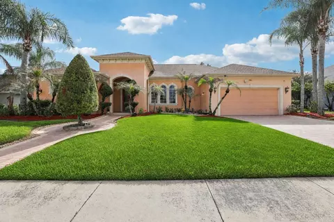 5561 Pebble Beach Dr, Lakeland, FL 33812