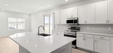 Kitchen - 4024 Waving Hickory Blvd, Saint Cloud, FL 34772 photo 1 of 4