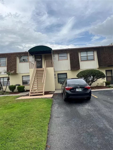 6063 Topher Trl #33C, Mulberry, FL 33860