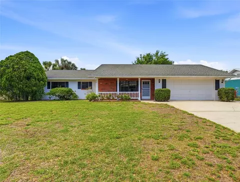 960 Wedgewood Dr SE, Winter Haven, FL 33880