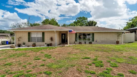 1743 Wilshire Ct, Lakeland, FL 33809