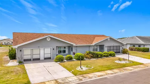 1618 Bentwood Dr, Sun City Center, FL 33573