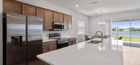 Kitchen - 7073 162nd Pl E, Parrish, FL 34219 photo 3 of 3