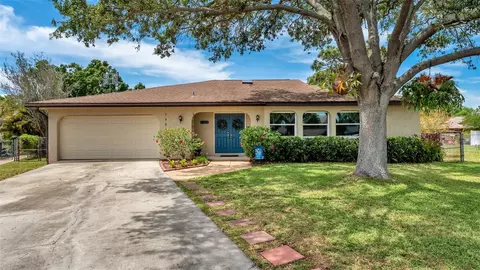 2974 163rd Ter N, Clearwater, FL 33760