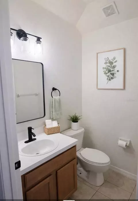 Bath - 1911 Wind Meadows Dr, Bartow, FL 33830 photo 1 of 4