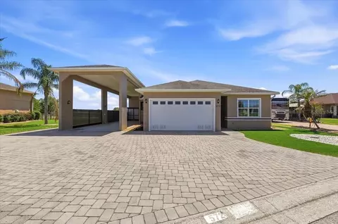 572 Meandering Way, Polk City, FL 33868