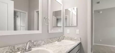 Bath - 5574 Buckeye Bend Dr, Saint Cloud, FL 34772 photo 1 of 2