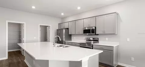 Kitchen - 5574 Buckeye Bend Dr, Saint Cloud, FL 34772 photo 3 of 4