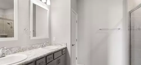 Bath - 5574 Buckeye Bend Dr, Saint Cloud, FL 34772 photo 2 of 2