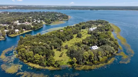 7950 Bannon Fish Camp Rd, Haines City, FL 33844