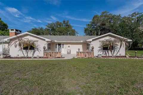 5905 Whispering Pines Rd, Lakeland, FL 33811