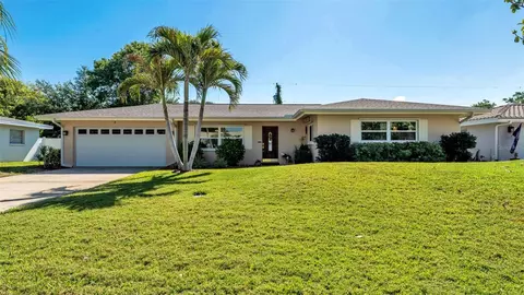 1443 Eastfield Dr, Clearwater, FL 33764
