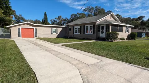 848 Valencia St E, Lakeland, FL 33805