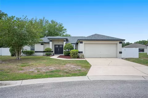 3318 Merlot Dr, Lakeland, FL 33811