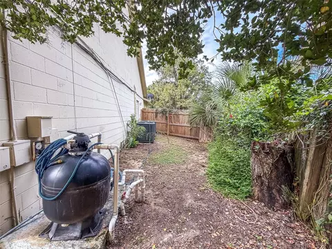 Exterior - 631 Stone Dr, Brandon, FL 33510 photo 7 of 13
