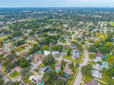 View/Area - 631 Stone Dr, Brandon, FL 33510 photo 10 of 10