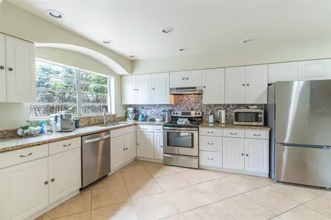 Kitchen - 631 Stone Dr, Brandon, FL 33510 photo 2 of 3