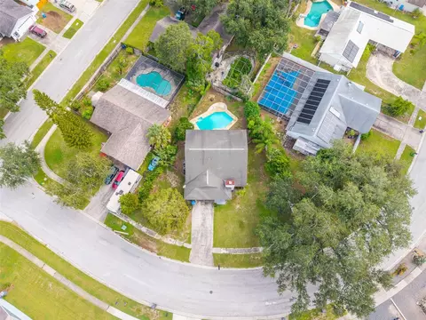 View/Area - 631 Stone Dr, Brandon, FL 33510 photo 1 of 10