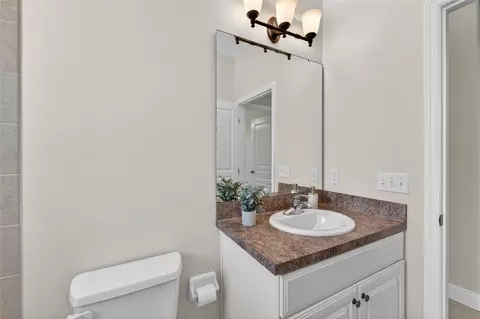 Bath - 6360 Riverlake Ct, Bartow, FL 33830 photo 6 of 6