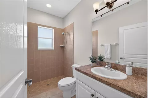Bath - 6360 Riverlake Ct, Bartow, FL 33830 photo 5 of 6