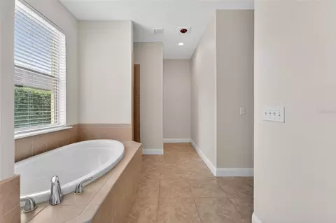 Entry Way - 6360 Riverlake Ct, Bartow, FL 33830 photo 4 of 5