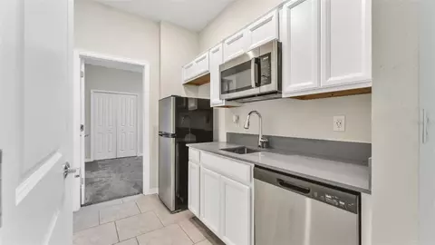 Kitchen - 163 Pershing St, Bartow, FL 33830 photo 6 of 6