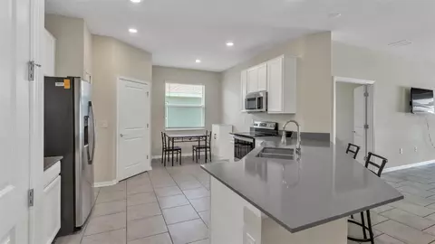 Kitchen - 163 Pershing St, Bartow, FL 33830 photo 2 of 6