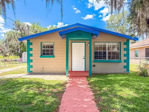 225 W Northside Dr, Lake Wales, FL 33853