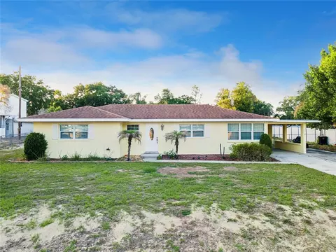 235 Ridge Manor Dr, Lake Wales, FL 33853