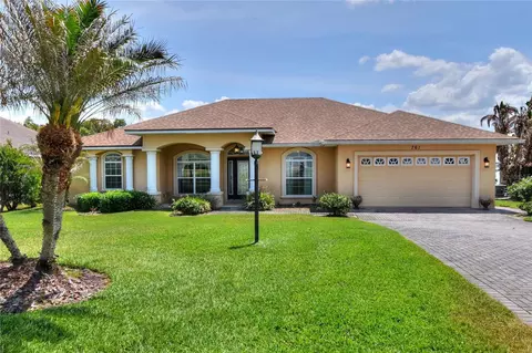 761 Country Walk Cv, Eagle Lake, FL 33839