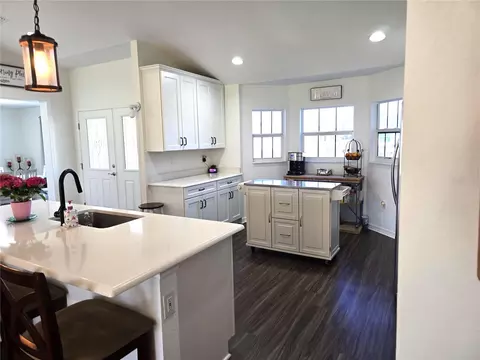 Kitchen - 4823 San Ignacio Dr, Sebring, FL 33872 photo 5 of 6