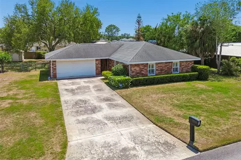 317 Greenwoods Dr, Lakeland, FL 33813