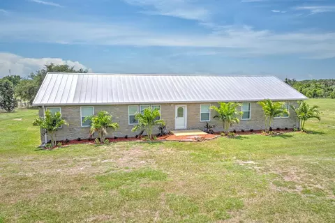 Exterior - 325 Stenstrom Rd, Wauchula, FL 33873 photo 2 of 7