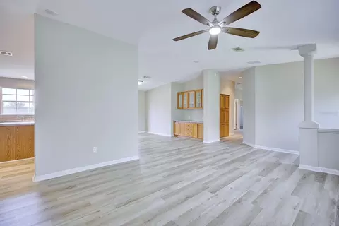 Living - 325 Stenstrom Rd, Wauchula, FL 33873 photo 2 of 7
