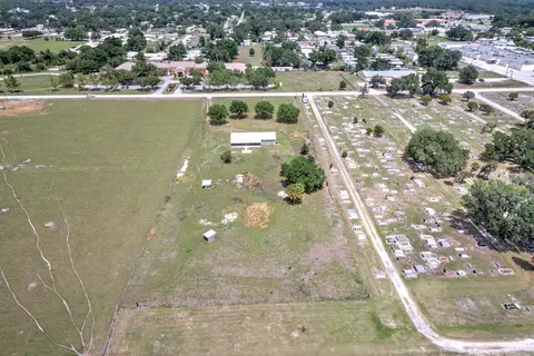 View/Area - 325 Stenstrom Rd, Wauchula, FL 33873 photo 2 of 7