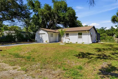 2931 Arrowhead Rd, Venice, FL 34293