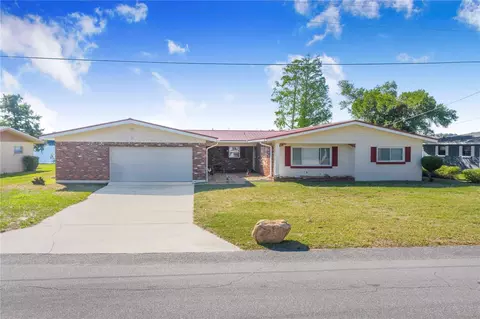 1212 W Lake Buckeye Dr, Winter Haven, FL 33881