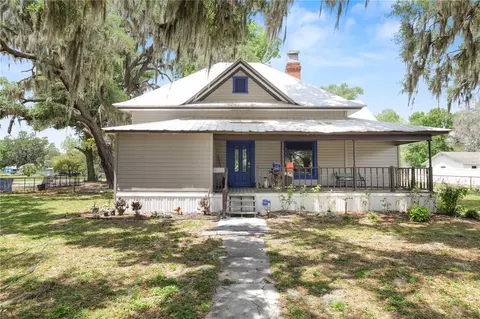 128 S Oak Ave, Fort Meade, FL 33841