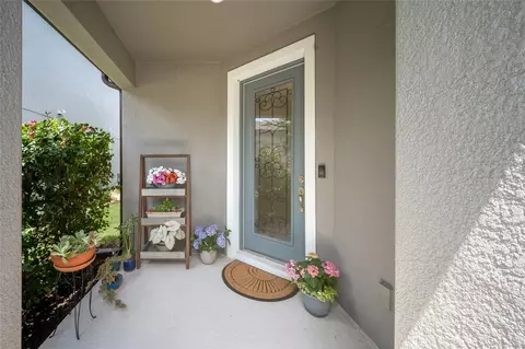 Entry Way - 5504 Summit Gln, Bradenton, FL 34203 photo 1 of 3