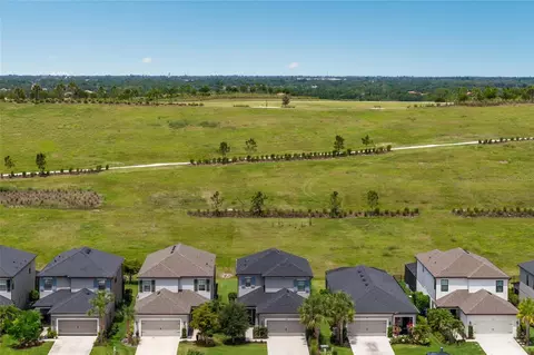 View/Area - 5504 Summit Gln, Bradenton, FL 34203 photo 1 of 7