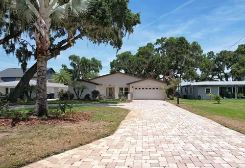 2240 Lake Ariana Blvd, Auburndale, FL 33823