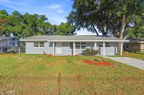 Exterior - 137 Lowell Rd, Winter Haven, FL 33884 photo 9 of 10