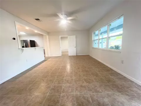 Living - 137 Lowell Rd, Winter Haven, FL 33884 photo 3 of 4