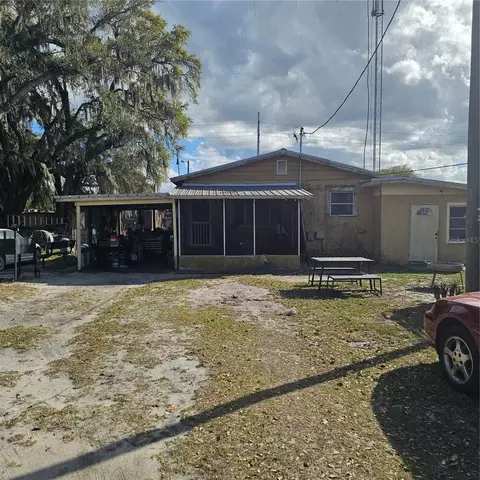 2230 4th St, Mulberry, FL 33860